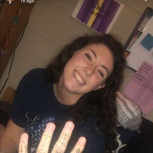 Meet your Posher, Tara